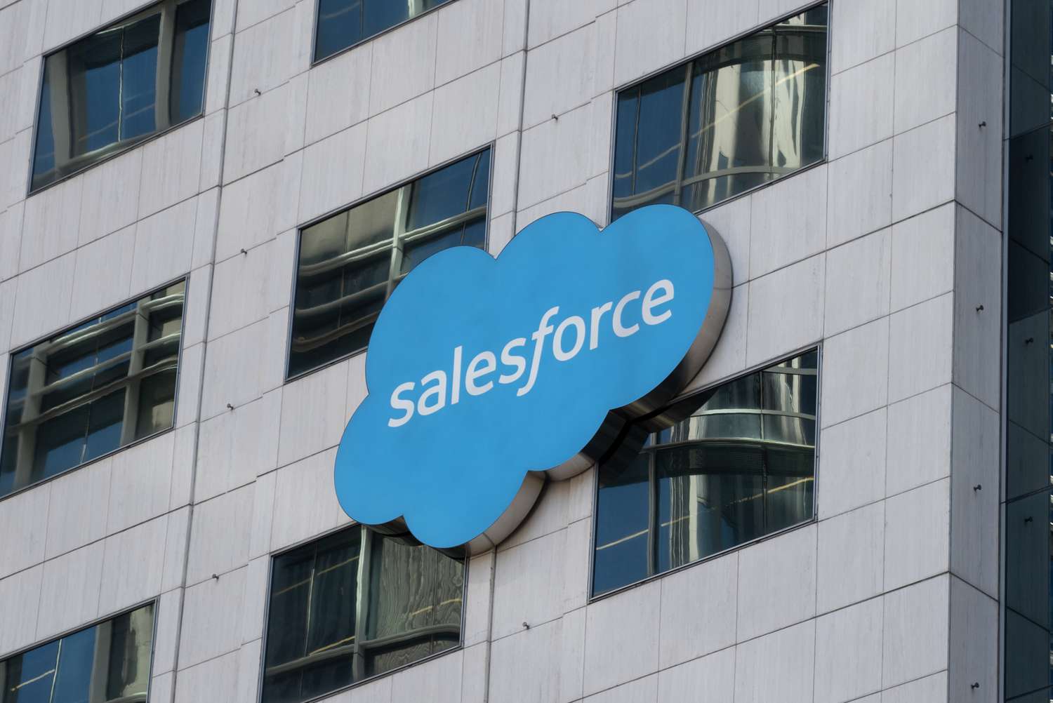 华尔街分析师在财报公布前对 Salesforce 股票的看法