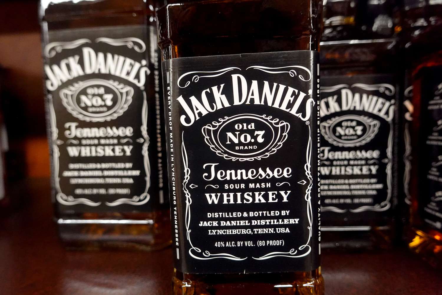 Jack Daniel 母公司规模较小，位居标准普尔 500 指数榜首