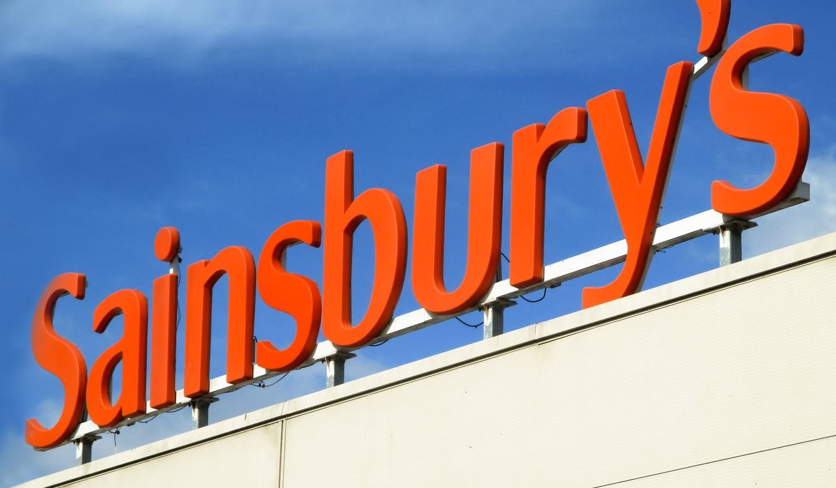 随着食品杂货通胀上升，塞恩斯伯里 (Sainsbury’s) 实现自 1997 年以来最大的市场份额增长