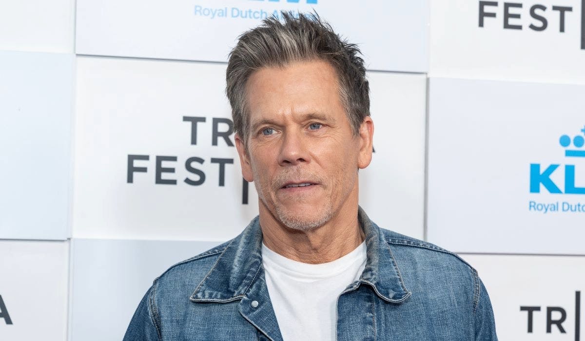 科技周：凯文·培根 (Kevin Bacon) 与人工智能、播客增长和 Netflix 的广告策略作斗争