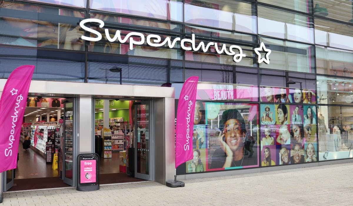 Superdrug 销售额增长两位数，促销活动“强劲”